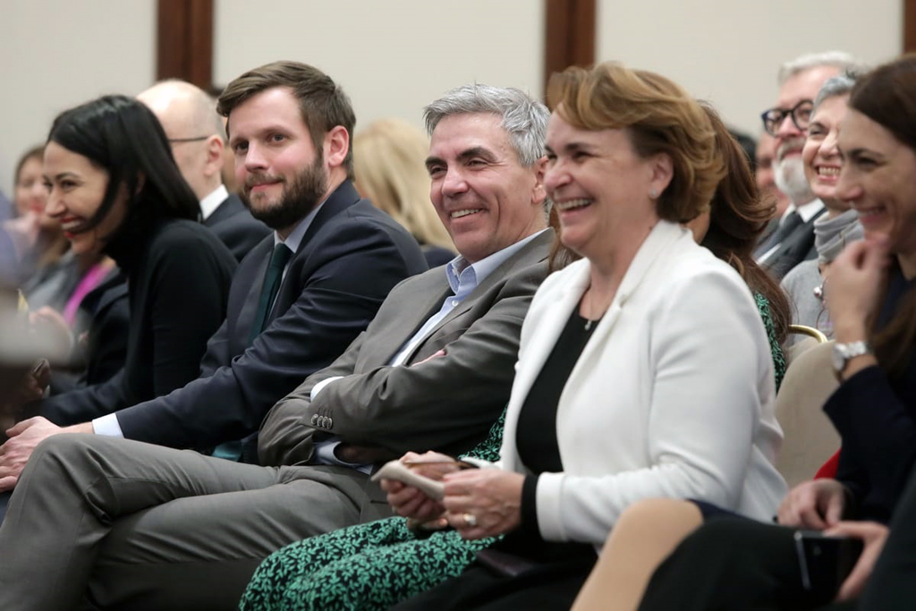 02. Ministrul Finanțelor Publice, Florin Cîțu, împreună cu premierul Ludovic Orban, au participat la dezbaterea organizată de Confederația patronală Concordia Dialog pentru dezvoltare - 11 dec. 2019