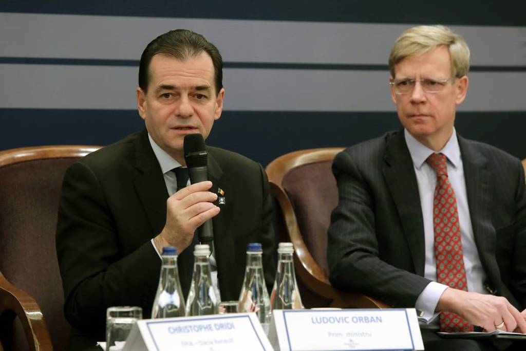 Ministrul Finanțelor Publice, Florin Cîțu, împreună cu premierul Ludovic Orban, au participat la dezbaterea organizată de Confederația patronală Concordia Dialog pentru dezvoltare - 11 dec. 2019